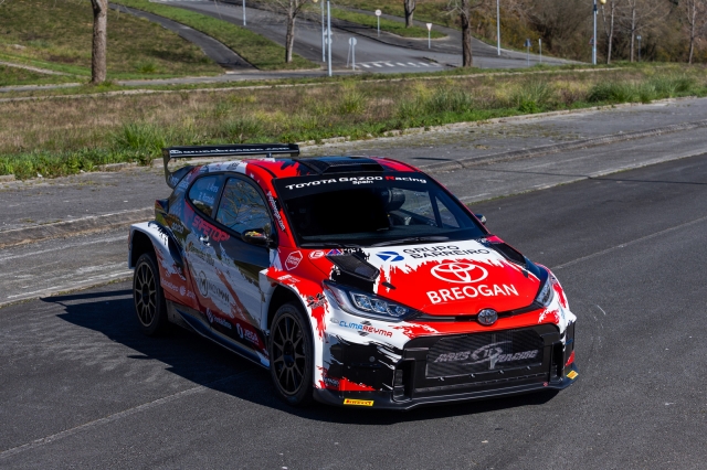 01_ToyotaAresRacing (13)